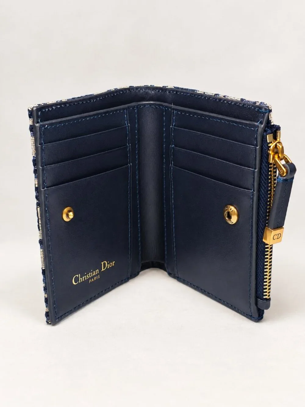 Dior 30 Montaigne Dahlia Wallet – Blue Dior Oblique Jacquard - New